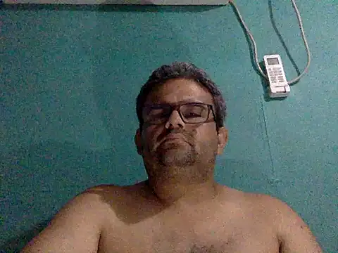 Snapshot of Katracho6969 chatting on 5, 10, 2025 Katracho6969 online show from 5, 10, 2025