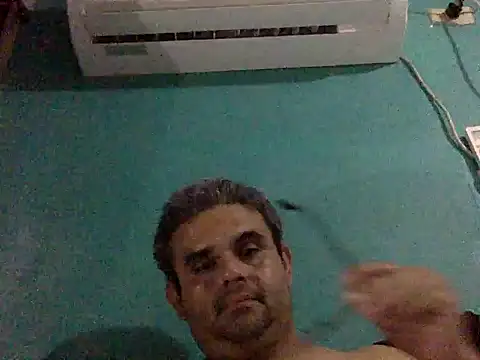 Snapshot of Katracho6969 chatting on 18, 10, 2025 Katracho6969 online show from 18, 10, 2025