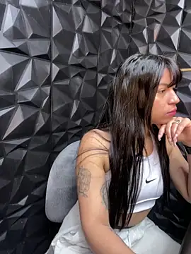 Snapshot of lil_charme chatting on 14, 9, 2025 lil charme online show from 14, 9, 2025