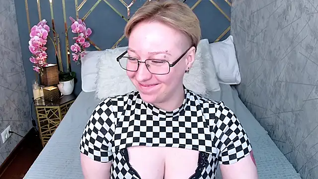 AlexandraGreen online show from 26, 3, 2026