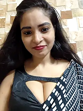 Snapshot of QUEEN-ADITI chatting on 5, 10, 2025 QUEEN-ADITI online show from 5, 10, 2025