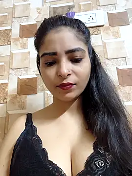 Snapshot of QUEEN-ADITI chatting on 9, 10, 2025 QUEEN-ADITI online show from 9, 10, 2025
