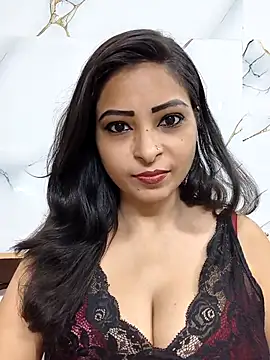 QUEEN-ADITI online show from 24, 4, 2026