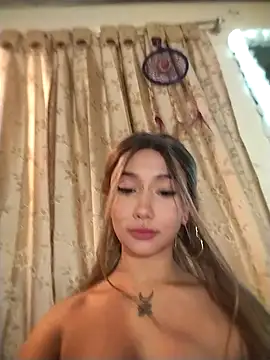 Snapshot of Ella_rr chatting on 21, 9, 2025 Ella rr online show from 21, 9, 2025