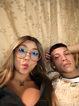 Snapshot of Ella_rr chatting on 11, 10, 2025 Ella rr online show from 11, 10, 2025