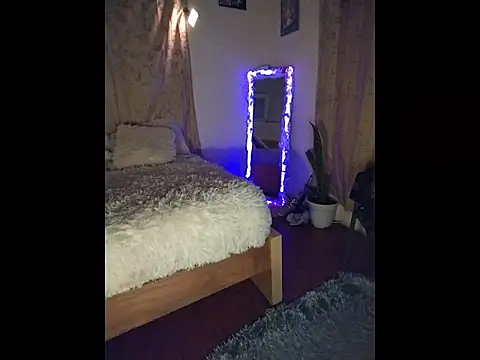 Snapshot of Ella_rr chatting on 23, 10, 2025 Ella rr online show from 23, 10, 2025