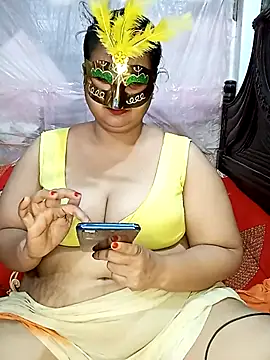 Snapshot of Tanisha-Chy chatting on 23, 9, 2025 Tanisha-Chy online show from 23, 9, 2025