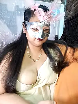 Snapshot of Tanisha-Chy chatting on 18, 11, 2025 Tanisha-Chy online show from 18, 11, 2025