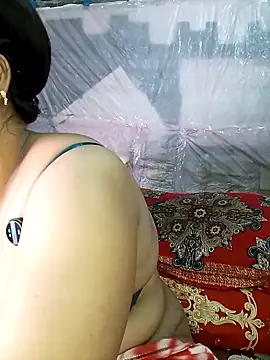 Snapshot of Tanisha-Chy chatting on 23, 11, 2025 Tanisha-Chy online show from 23, 11, 2025