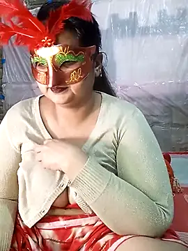 Snapshot of Tanisha-Chy chatting on 15, 12, 2025 Tanisha-Chy online show from 15, 12, 2025