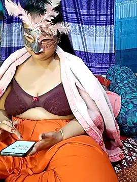 Snapshot of Tanisha-Chy chatting on 17, 2, 2026 Tanisha-Chy online show from 17, 2, 2026