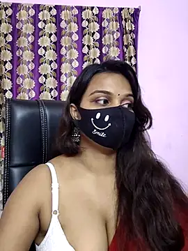 Snapshot of cutie_pei002 chatting on 2, 4, 2026 cutie pei002 online show from 2, 4, 2026