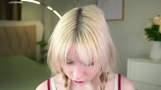 Snapshot of MarciDarugar chatting on 11, 1, 2026 MarciDarugar online show from 11, 1, 2026