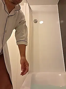 erosuke9 online show from 2, 2, 2026