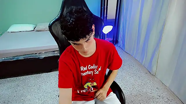 Snapshot of dilan_hott_ chatting on 11, 9, 2025 dilan hott online show from 11, 9, 2025