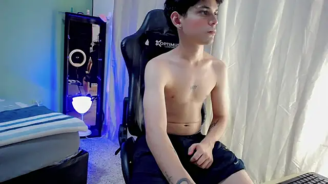 Snapshot of dilan_hott_ chatting on 14, 10, 2025 dilan hott online show from 14, 10, 2025