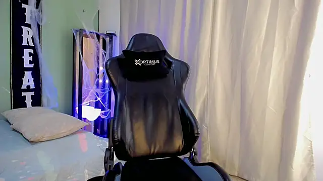 Snapshot of dilan_hott_ chatting on 27, 10, 2025 dilan hott online show from 27, 10, 2025