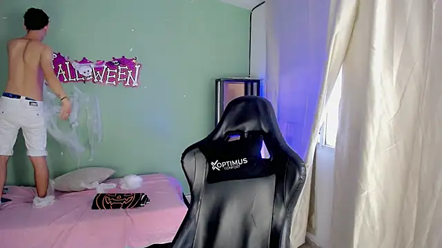 Snapshot of dilan_hott_ chatting on 1, 11, 2025 dilan hott online show from 1, 11, 2025