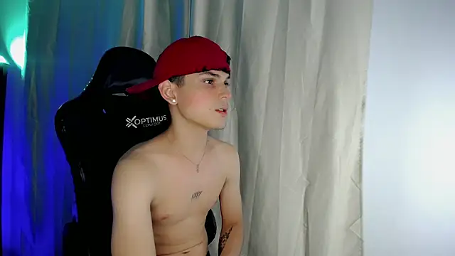 Snapshot of dilan_hott_ chatting on 25, 11, 2025 dilan hott online show from 25, 11, 2025