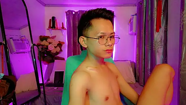 Skinny CumLoader69 online show from 5, 12, 2025