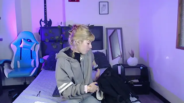 Amnesia  online show from 6, 10, 2025