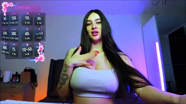 Snapshot of Veronica_Larsson chatting on 19, 9, 2025 Veronica Larsson online show from 19, 9, 2025