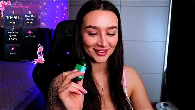 Snapshot of Veronica_Larsson chatting on 20, 2, 2026 Veronica Larsson online show from 20, 2, 2026