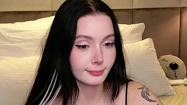 Goldy Stark online show from 5, 12, 2025