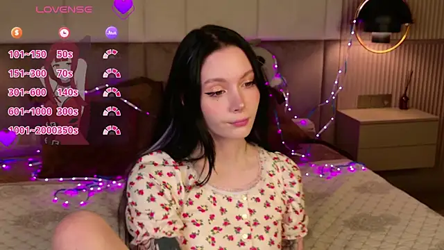 Goldy Stark online show from 6, 3, 2026