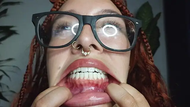 bri von dhara   online show from 27, 3, 2026