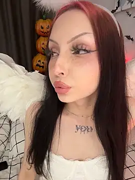 Snapshot of Lina_Thornton_ chatting on 30, 10, 2025 Lina Thornton online show from 30, 10, 2025