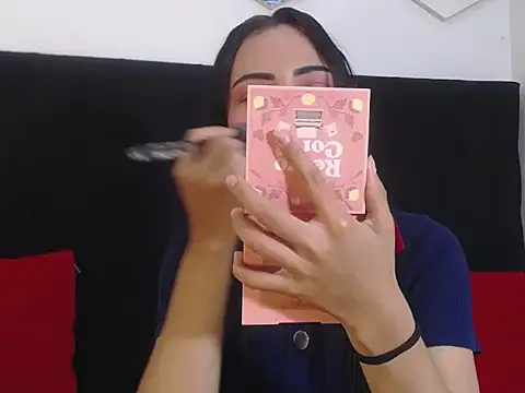 valerythompsonper online show from 11, 9, 2025