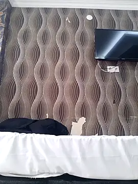 Gecenin Kralicesi online show from 28, 10, 2025