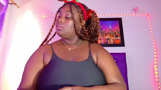 Snapshot of ebony_NeighborMoans chatting on 4, 12, 2025 ebony NeighborMoans online show from 4, 12, 2025