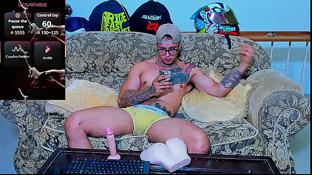 ArnoldSexy  online show from 7, 10, 2025