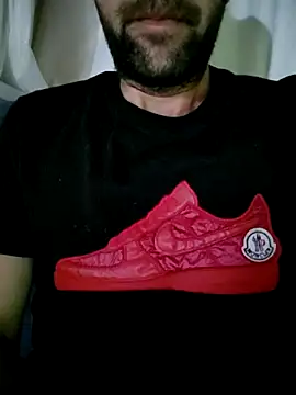 Snapshot of fearleass chatting on 18, 9, 2025 fearleass online show from 18, 9, 2025