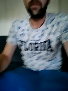 Snapshot of fearleass chatting on 24, 9, 2025 fearleass online show from 24, 9, 2025