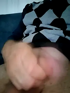 Snapshot of fearleass chatting on 18, 10, 2025 fearleass online show from 18, 10, 2025