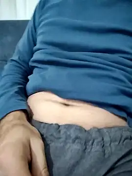 Snapshot of fearleass chatting on 28, 11, 2025 fearleass online show from 28, 11, 2025