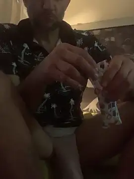 Hothotboyg online show from 7, 4, 2026