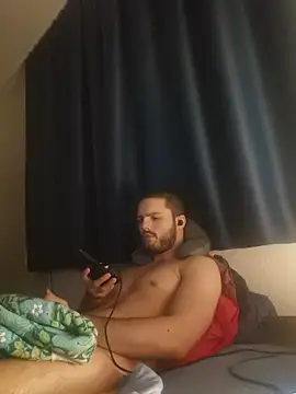 Snapshot of EyesNeverLies chatting on 2, 12, 2025 EyesNeverLies online show from 2, 12, 2025