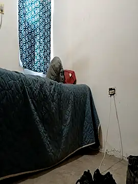 Jovenlechoso2044 online show from 14, 12, 2025