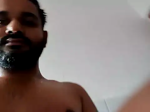 Snapshot of avi007p chatting on 11, 9, 2025 avi007p online show from 11, 9, 2025