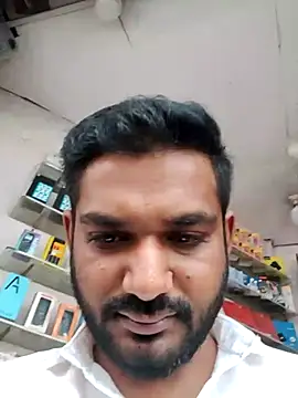 Snapshot of avi007p chatting on 12, 9, 2025 avi007p online show from 12, 9, 2025