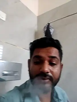 Snapshot of avi007p chatting on 15, 9, 2025 avi007p online show from 15, 9, 2025