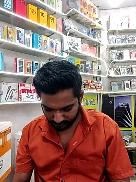 Snapshot of avi007p chatting on 24, 9, 2025 avi007p online show from 24, 9, 2025