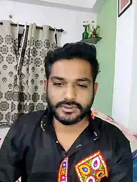 Snapshot of avi007p chatting on 28, 9, 2025 avi007p online show from 28, 9, 2025