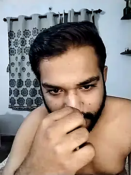 Snapshot of avi007p chatting on 2, 10, 2025 avi007p online show from 2, 10, 2025