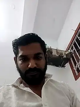 Snapshot of avi007p chatting on 5, 10, 2025 avi007p online show from 5, 10, 2025