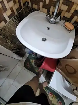 WelloffUpthrow online show from 17, 2, 2026